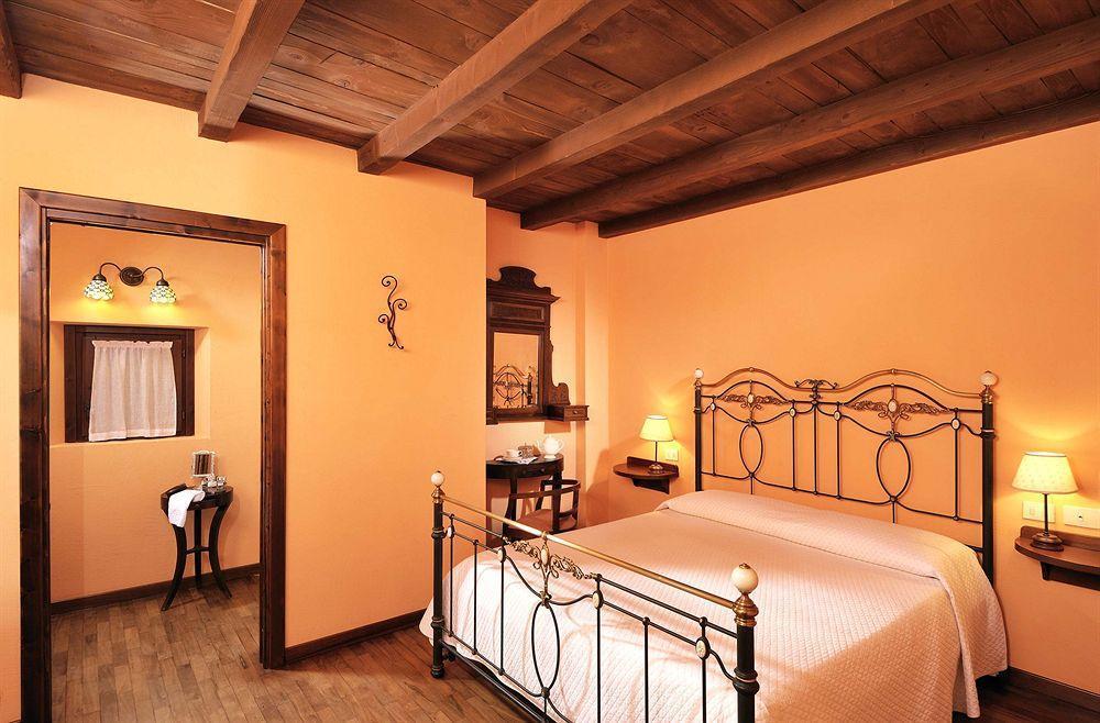 Bed & Breakfast Lodole 2*