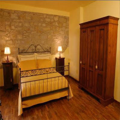 Lodole Bed & Breakfast